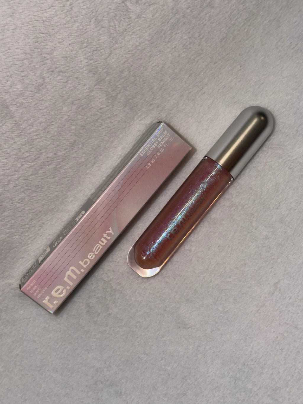 R.E.M Beauty Glossy Balm