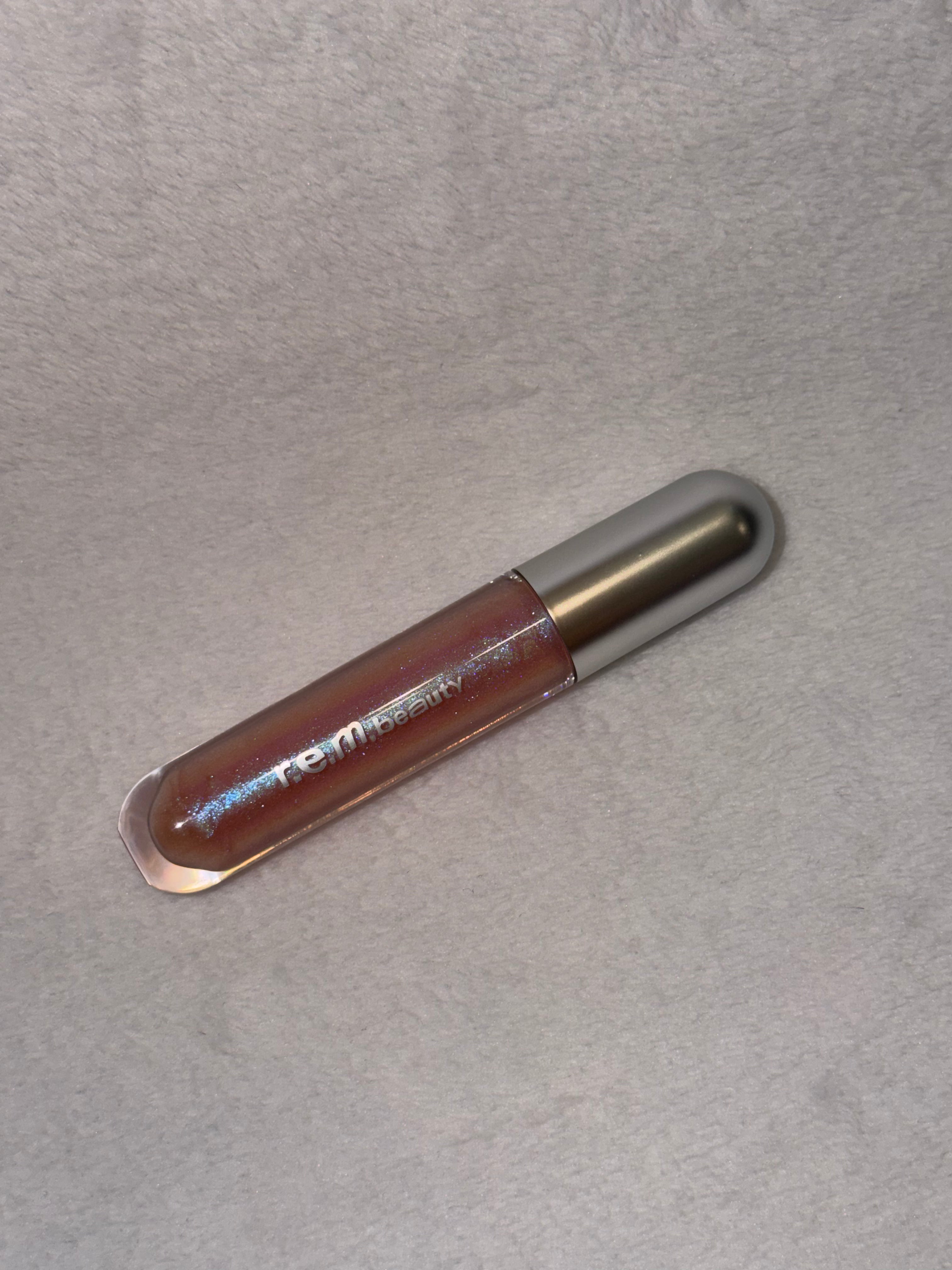 R.E.M Beauty Glossy Balm